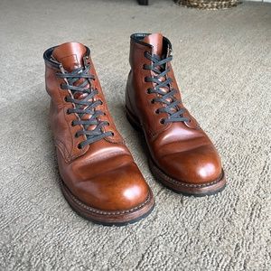 Red Wing 9016 size 8.5